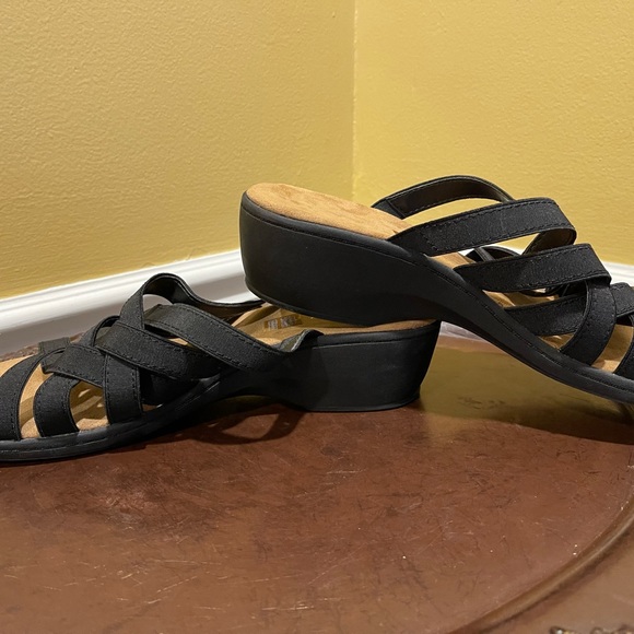 Women’s St Johns Bay Sandals - Picture 7 of 8